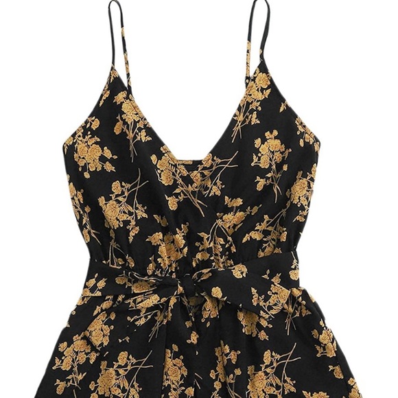 MakeMeChic Plus Sized Romper Tie Front Cami Style XX-Large NWOT - Picture 3 of 5